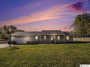 5238 S 51st St, Omaha, NE 68117