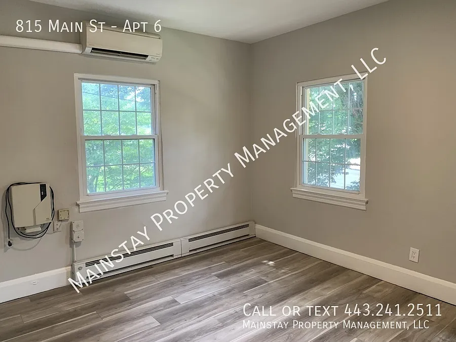 Gorgeous 1 Bedroom, Recently Renovated! — Photo 4