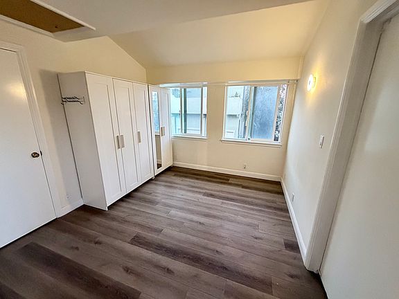 5th image of 85 Elder Ln #85