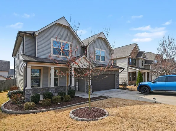 7407 Birchshire Dr, Raleigh, NC 27616