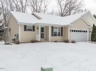 9689 Palmetto Ct, Portage, MI 49002