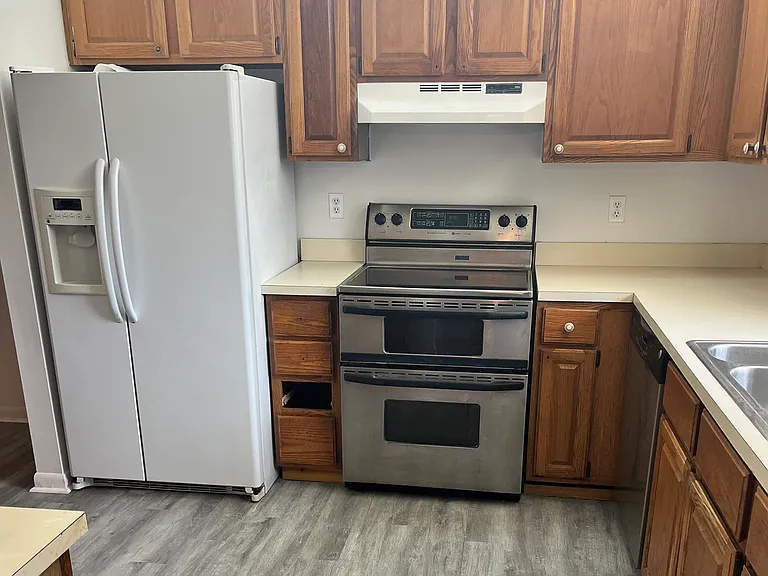 3326 SW Villa Pl — Photo 8
