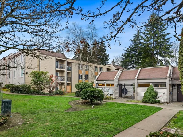 14640 NE 32nd Street #D7, Bellevue, WA 98007