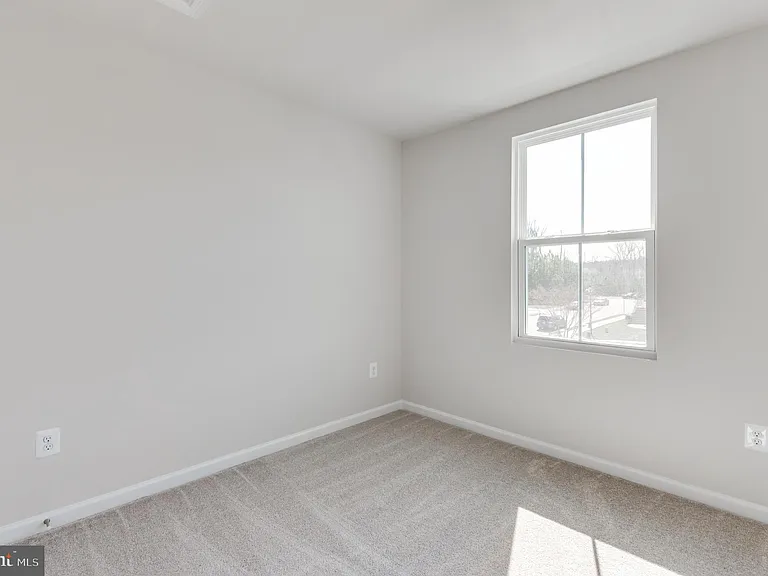 7301 Statesman Blvd — Photo 21