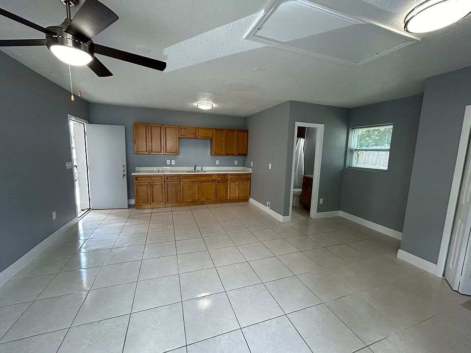 1st image of 631 Mercado Ave #S1