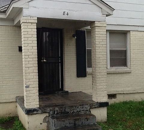 5th image of 84 Eastview Dr