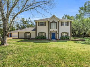 2311 Shady Wood Dr, Tupelo, MS 38801
