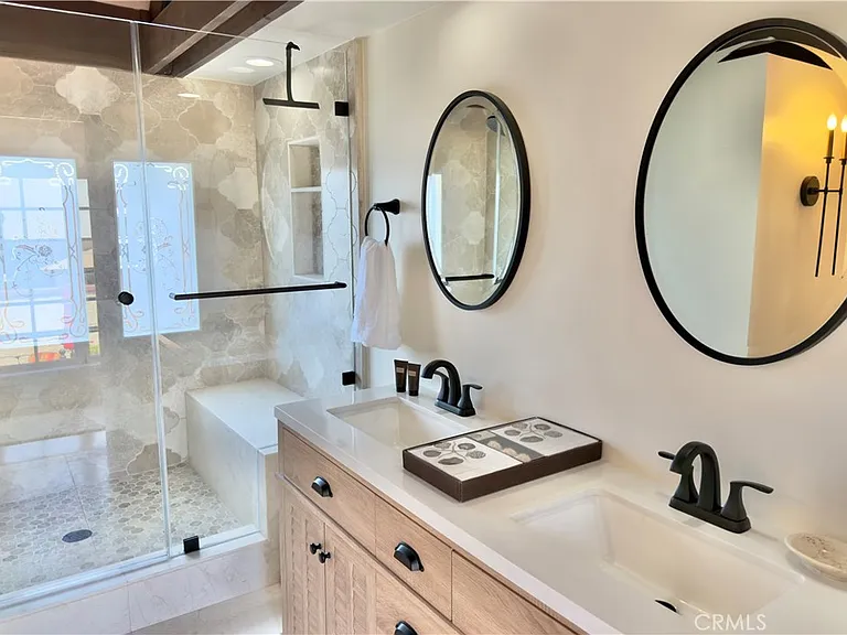 327 Aster St — Photo 41