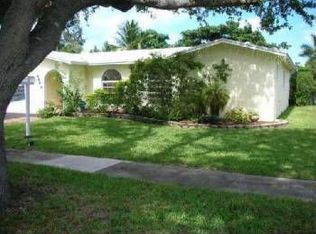 4940 SW 88th Ter, Cooper City, FL 33328