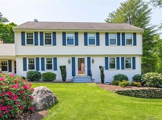 17 Brownstone Dr, Avon, CT 06001