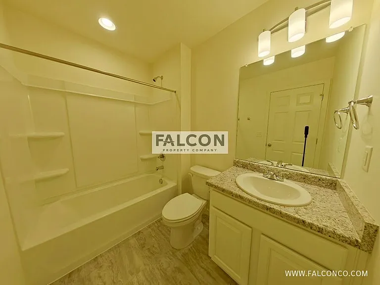 9393 Cashel Trl — Photo 15