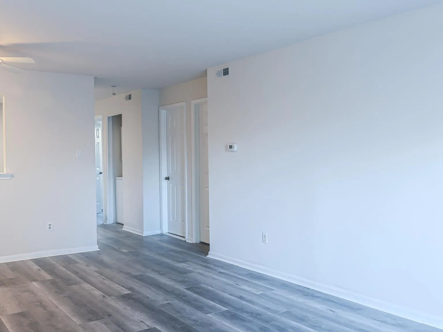 2 bed, 1007 sqft, $2,200 — Photo 4