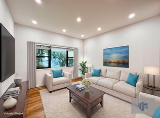 98 Huron St #2B, Brooklyn, NY 11222