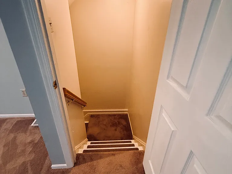 1688 Pinewind Dr — Photo 76