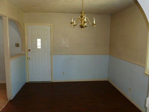 Formal Dining