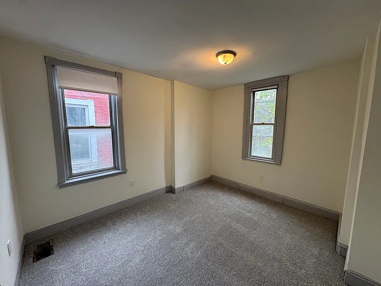 2728 N Newkirk St — Photo 9