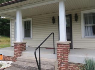 1806 Clinton Hwy, Clinton, TN 37716