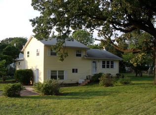 900 Hilltop Rd, Baltimore, MD 21226