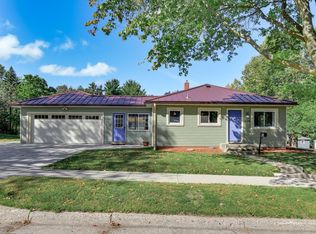 228 5th Ave NE, Faribault, MN 55021