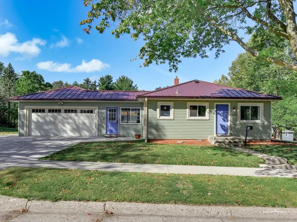 228 5th Ave NE, Faribault, MN 55021