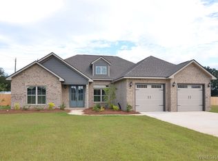 426 Bella Dr, Enterprise, AL 36330