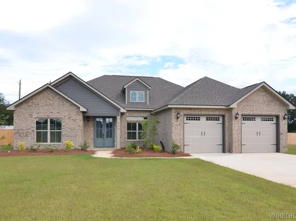 426 Bella Dr, Enterprise, AL 36330