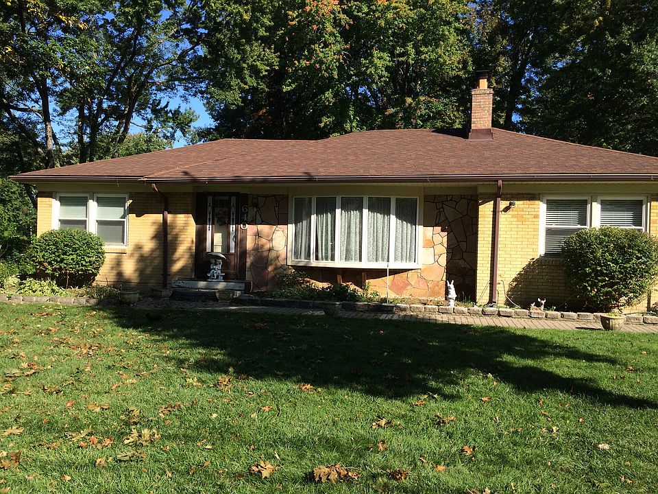 1st image of 640 W Parker Ave