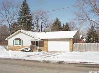 4211 Darrow Rd, Stow, OH 44224