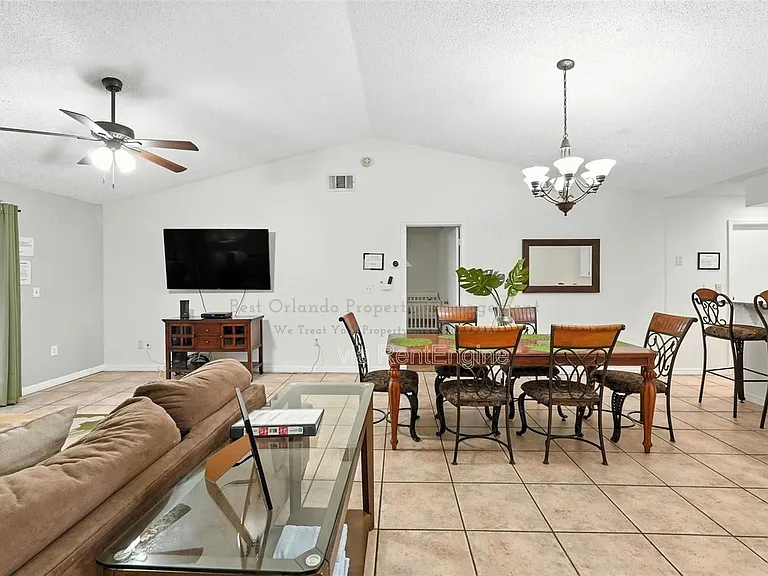 714 Caribou Dr #1 — Photo 6