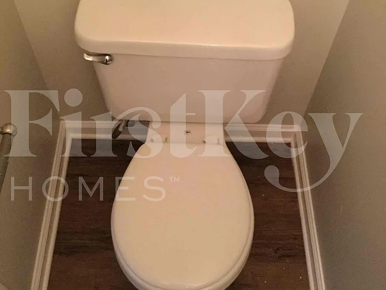 2324 Sandspring Dr SW — Photo 8