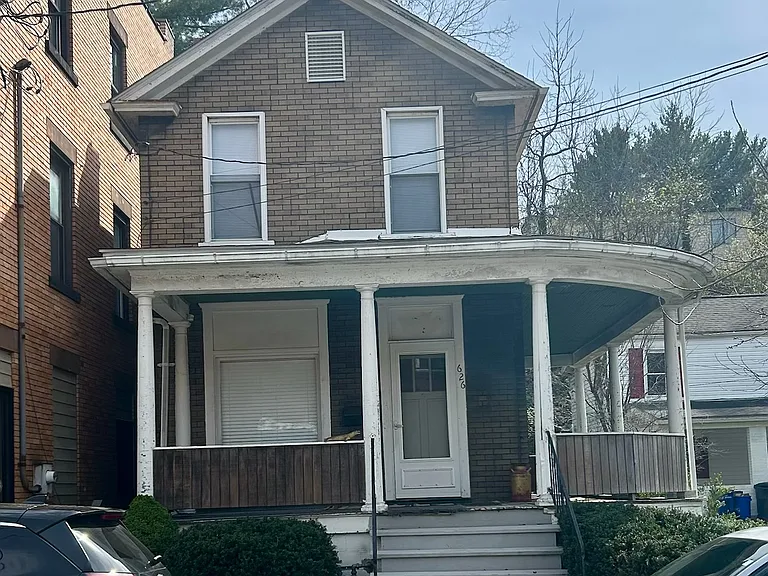 626 Baldwin St — Photo 1