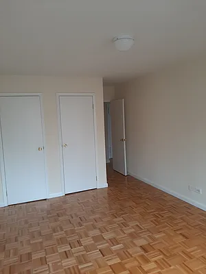 Rented by CitySites Real Estate Group | media 6