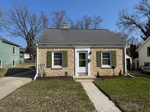 4018 Winnemac Ave Photo 1