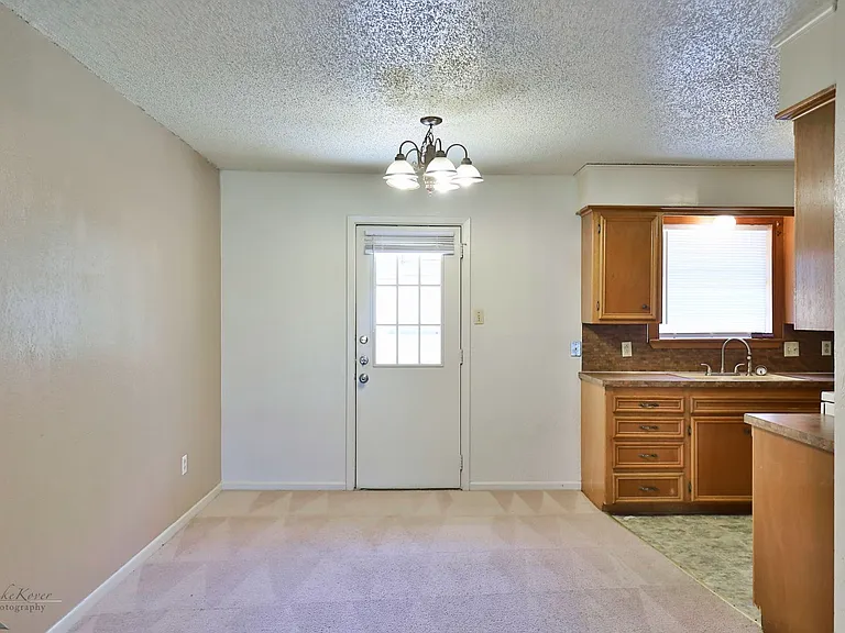 1117 Ruswood Dr — Photo 15