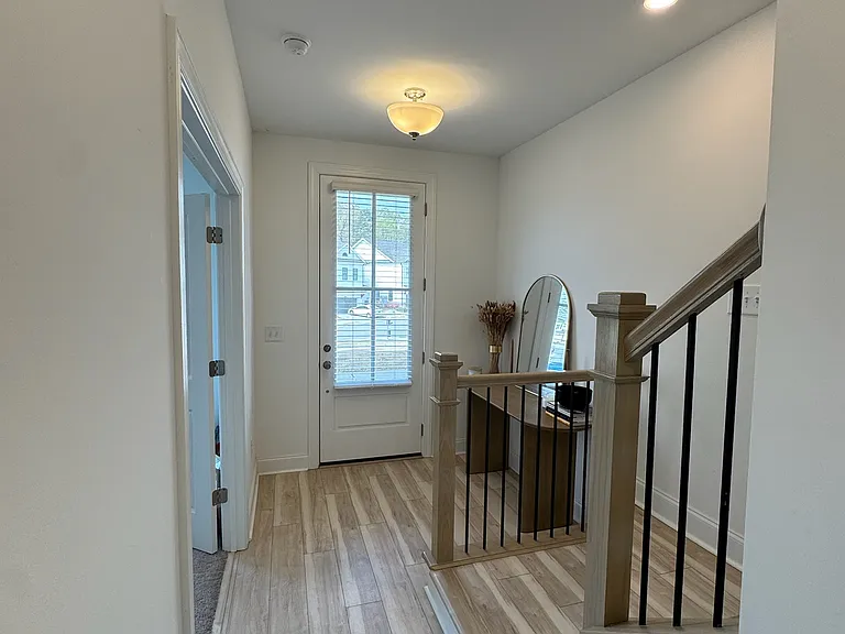 1117 Larkin Dr — Photo 9
