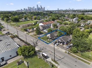 2825 Jensen Dr, Houston, TX 77026