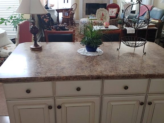 4th image of 10225 Hamlet Glen Dr