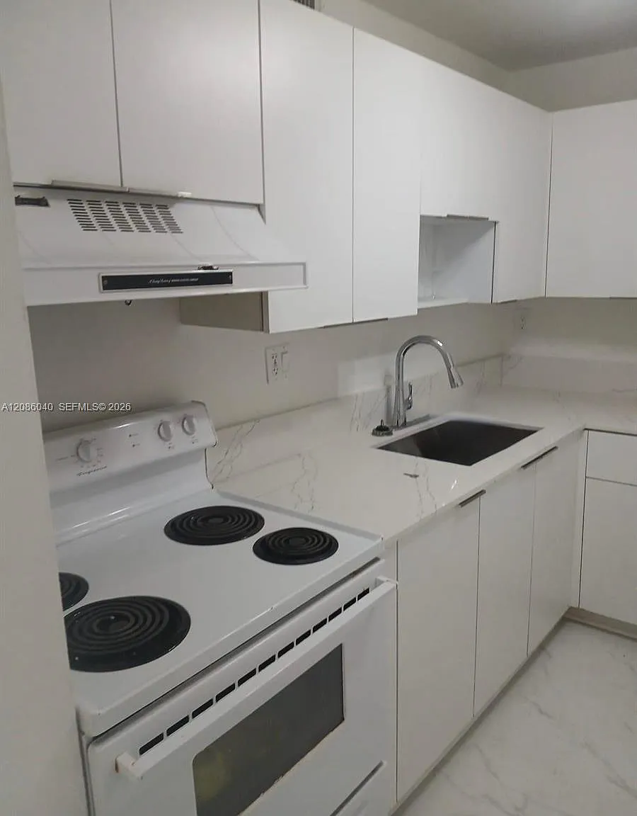 Summit Chase Condo — Photo 2