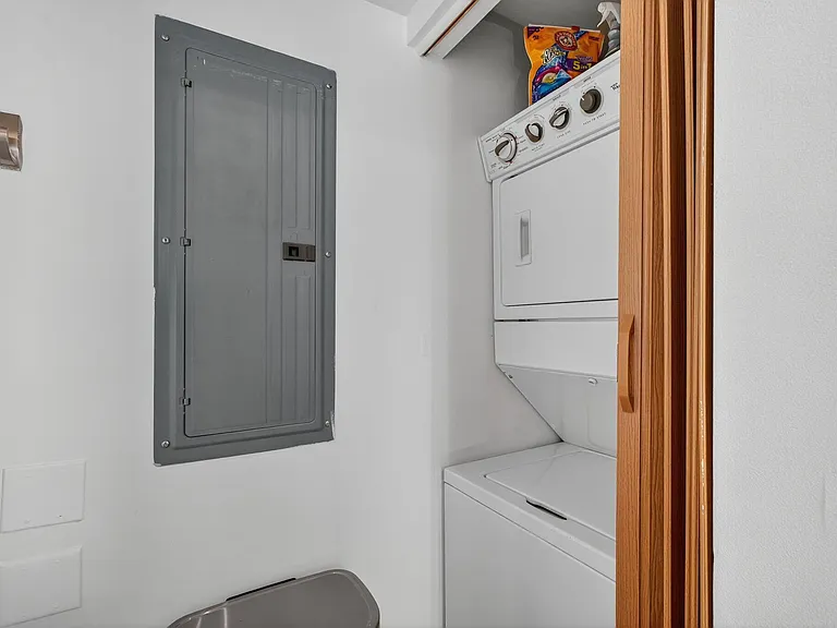275 NW Flagler Ave #204 — Photo 16