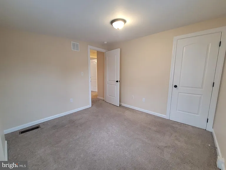 235 Millwood Ave — Photo 18