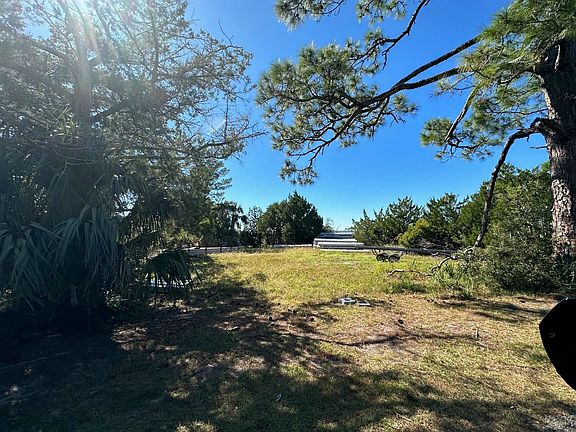 3rd image of 6 Cedar Island Way