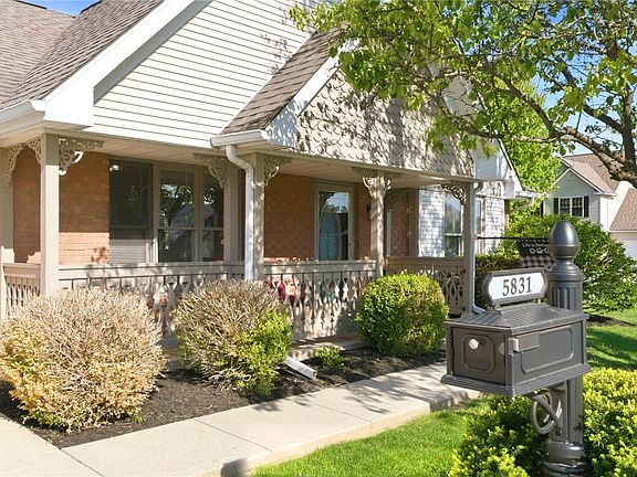 4th image of 5831 Winfield Dr