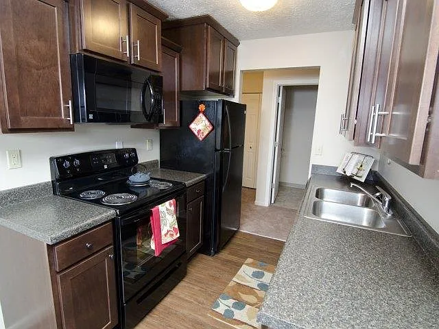 Verndale Apartments — Photo 16