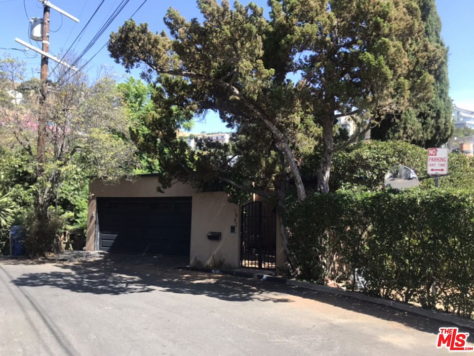 1st image of 1592 Viewsite Dr