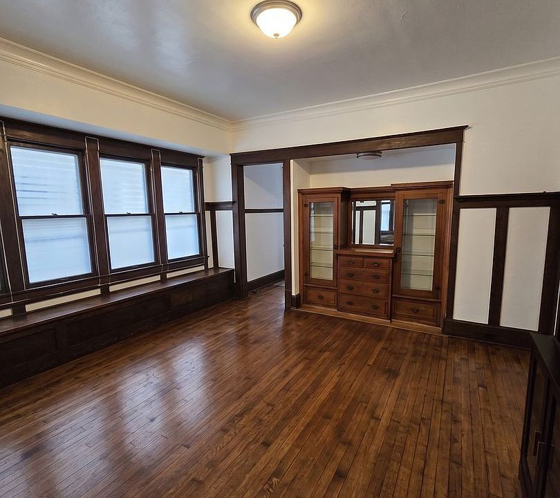 1st image of 3621 N 15th St