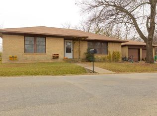 123 E Division St, Pilot Point, TX 76258