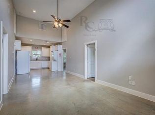 709 Maple St UNIT 2, Commerce, TX 75428