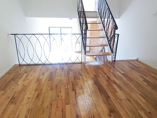 Rented by City Connections Realty | media 19