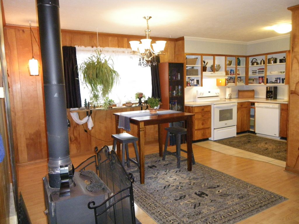 1443 E Berkeley Street, Springfield, MO - View 3