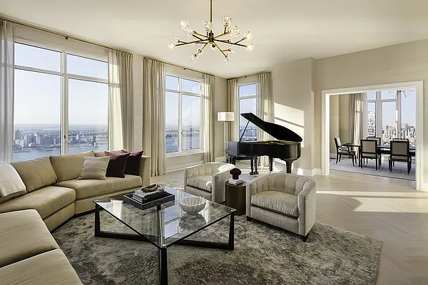 Sold by Corcoran | media 24